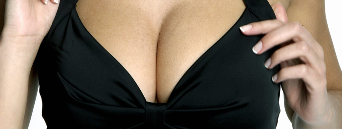 Should I Choose Saline or Silicone Breast Implants?