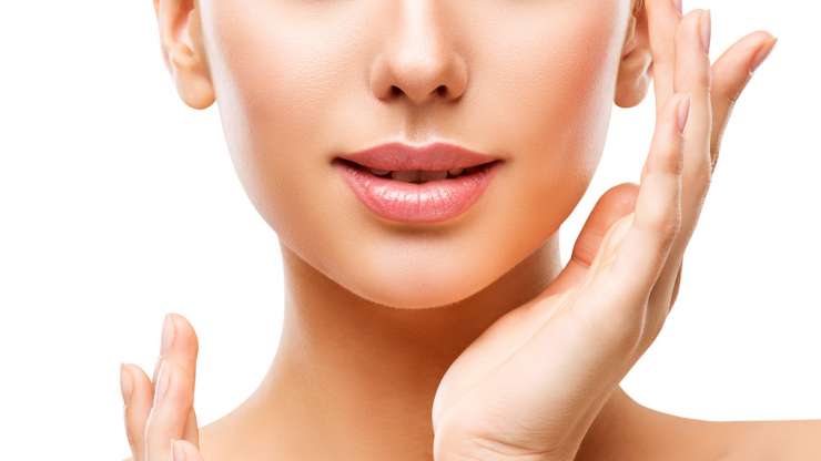How Much Downtime Should I Expect After a Facelift in Delray Beach?
